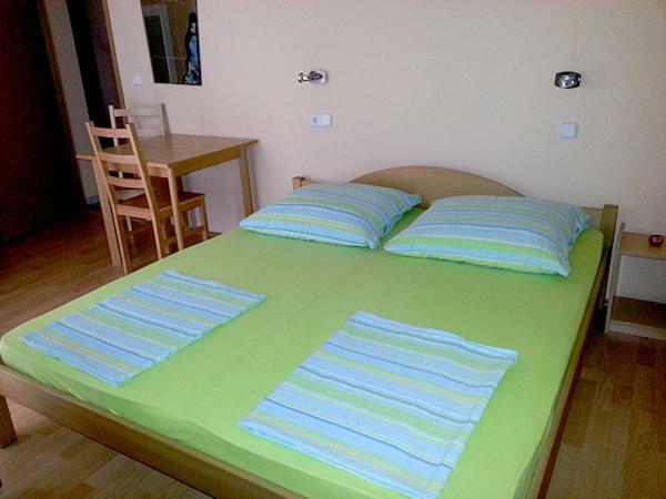 Villa Dora Biograd Na Moru Exteriör bild
